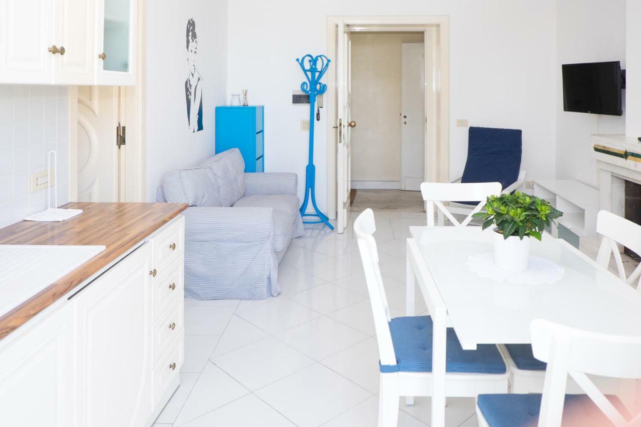 "White Mermaid" - Sorrento Downtown Sea View Apartment Exterior foto